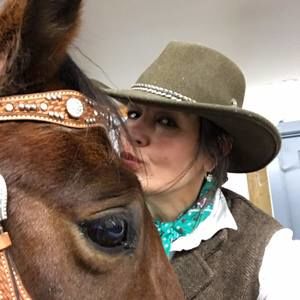 Meet your Posher, Fiona